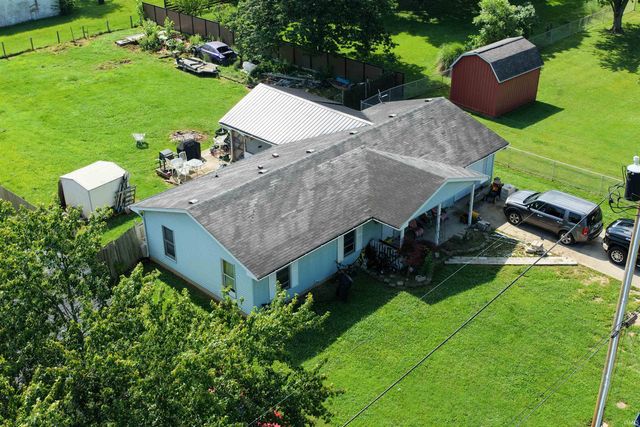1115 N 9th Street, Mitchell, IN 47446