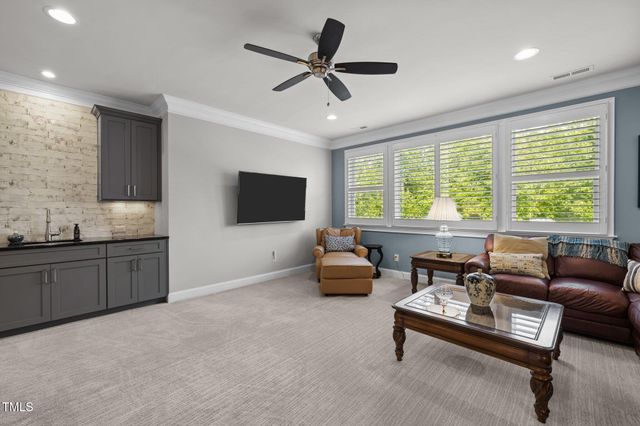 623 Westfall Way, Chapel Hill, NC 27517