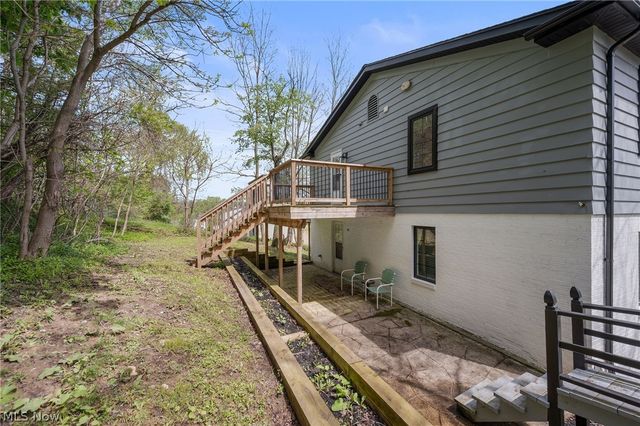 58 W Orange Street, Chagrin Falls, OH 44022