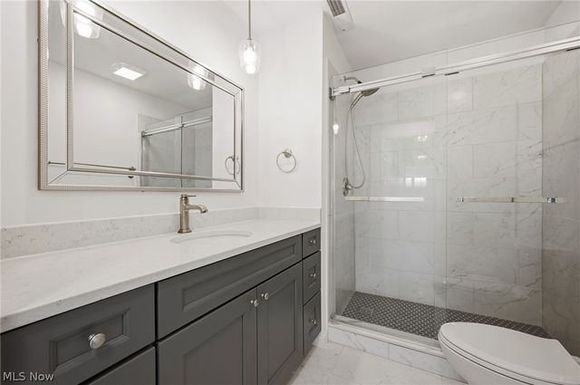 58 W Orange Street, Chagrin Falls, OH 44022