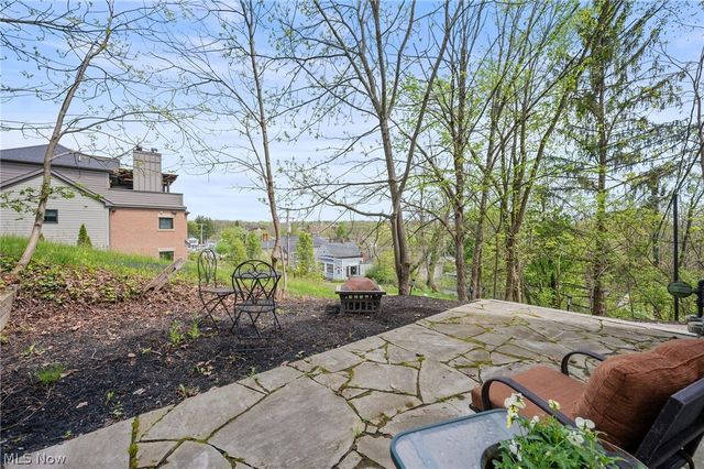 58 W Orange Street, Chagrin Falls, OH 44022