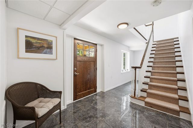 58 W Orange Street, Chagrin Falls, OH 44022