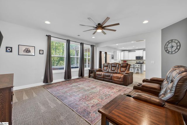 904 Lockhurst Drive, Simpsonville, SC 29681