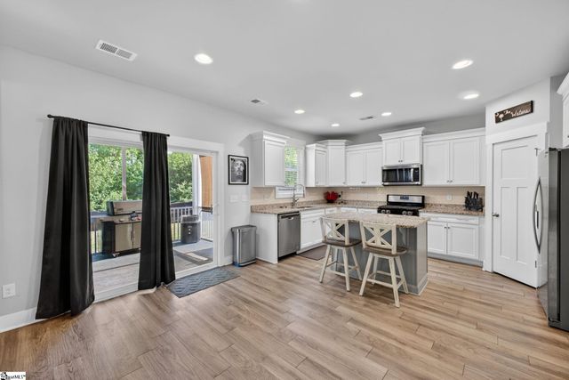 904 Lockhurst Drive, Simpsonville, SC 29681