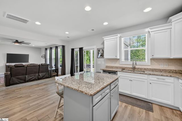 904 Lockhurst Drive, Simpsonville, SC 29681