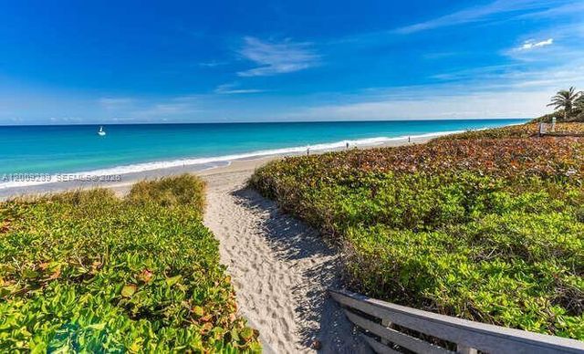 420 Celestial Way 101, Juno Beach, FL 33408
