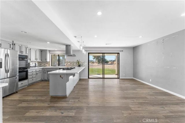 3322 E Avenue H, Lancaster, CA 93535