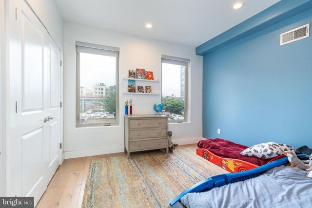 1511 N HOWARD ST, Philadelphia, PA 19122