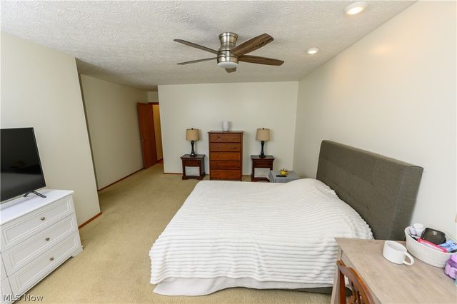 10483 Shale Brook Way, Strongsville, OH 44149