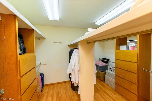 10483 Shale Brook Way, Strongsville, OH 44149