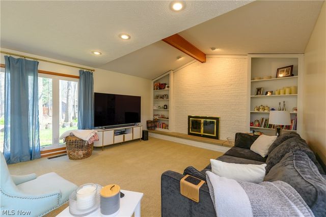 10483 Shale Brook Way, Strongsville, OH 44149