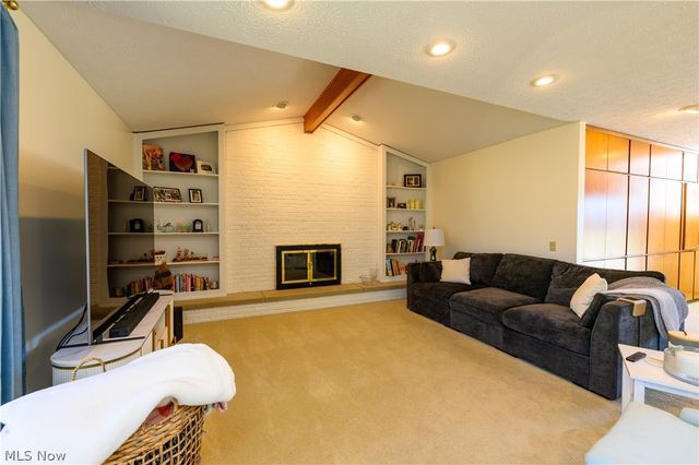 10483 Shale Brook Way, Strongsville, OH 44149