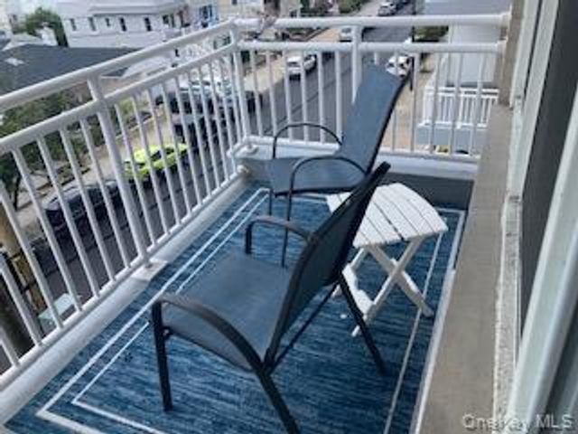 522 Shore Road 3S, Long Beach, NY 11561