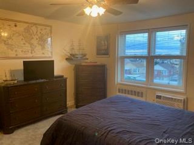 522 Shore Road 3S, Long Beach, NY 11561