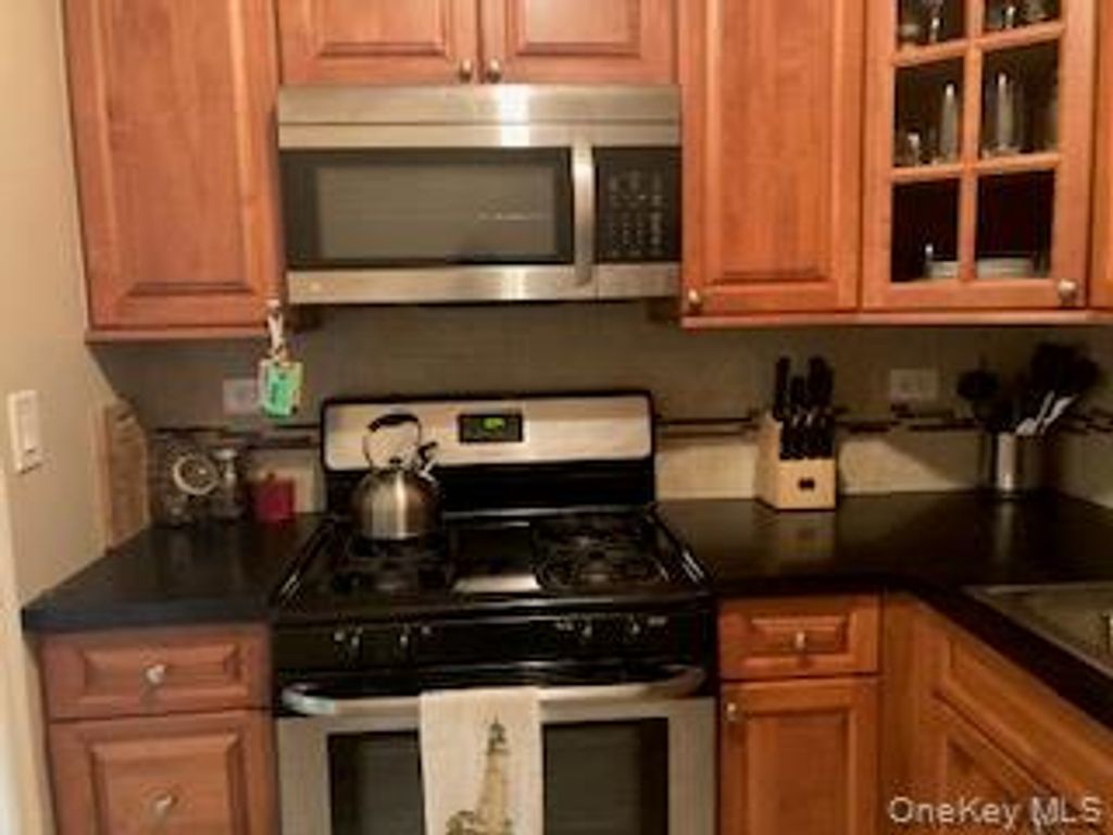 522 Shore Road 3S, Long Beach, NY 11561 — photo 3