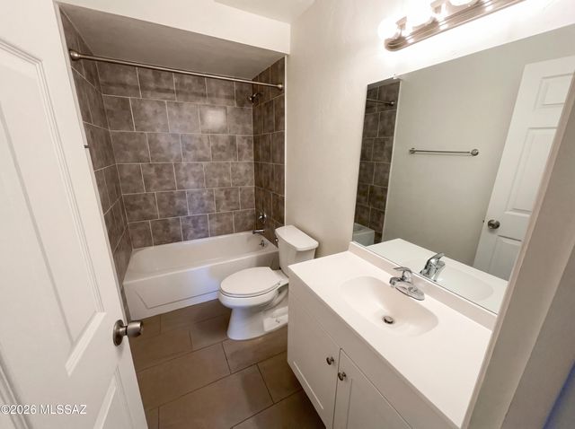 1285 E East Street, Tucson, AZ 85719