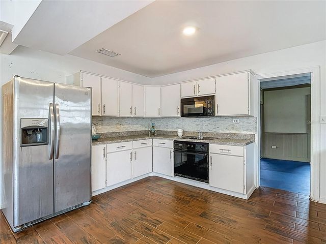 2906 W PARIS STREET, Tampa, FL 33614