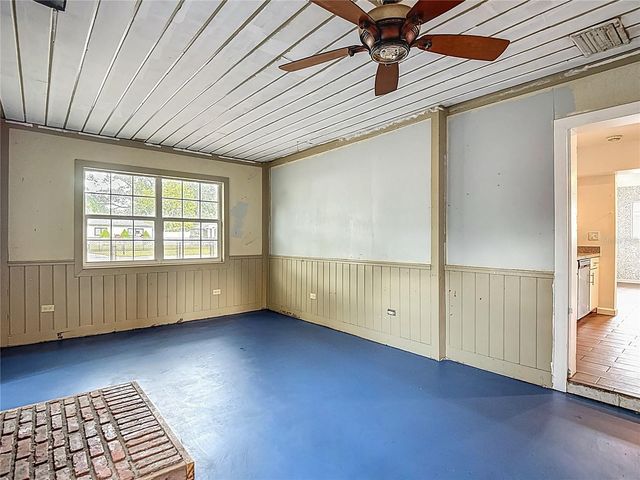 2906 W PARIS STREET, Tampa, FL 33614