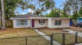 2906 W PARIS STREET, Tampa, FL 33614