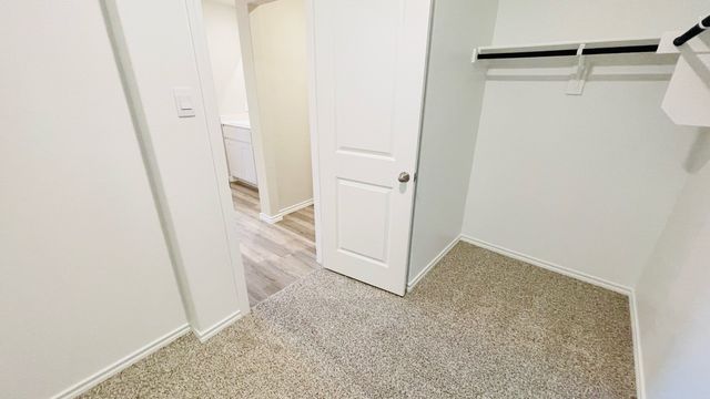 10612 SUNRISE CREEK Drive, Fort Worth, TX 76036