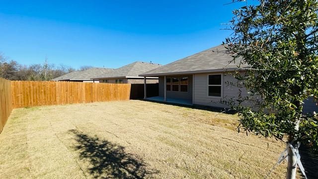 10612 SUNRISE CREEK Drive, Fort Worth, TX 76036