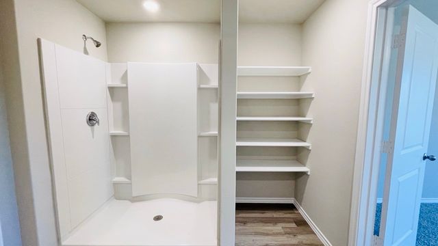 10612 SUNRISE CREEK Drive, Fort Worth, TX 76036