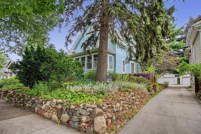 1911 Pierce Street NE, Minneapolis, MN 55418