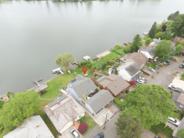 21014 Ne INTERLACHEN Ln, Fairview, OR 97024