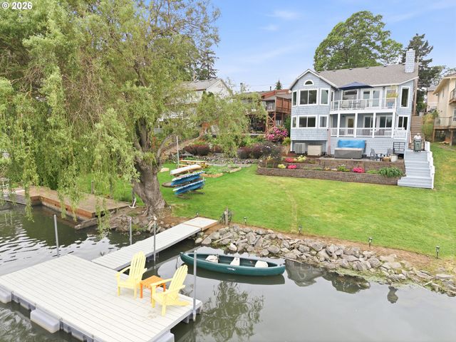 21014 Ne INTERLACHEN Ln, Fairview, OR 97024