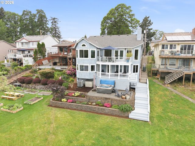 21014 Ne INTERLACHEN Ln, Fairview, OR 97024