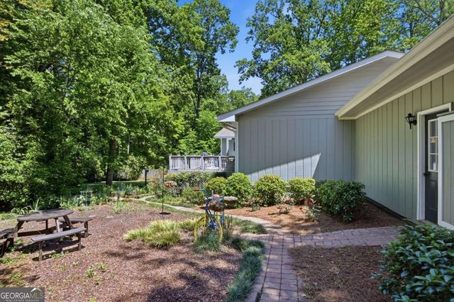 3214 Flint Lock Way NW, Marietta, GA 30064