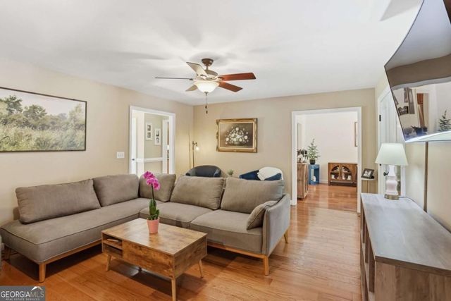 3214 Flint Lock Way NW, Marietta, GA 30064