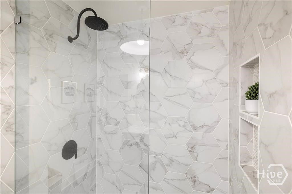 Image 30 of property listing at 503 Stuart Court, Savannah, GA 31405