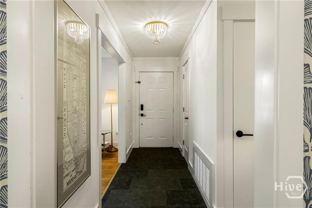 Image 37 of property listing at 503 Stuart Court, Savannah, GA 31405