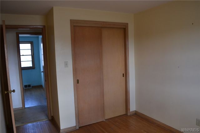 208 W Elmview Avenue, Lackawanna, NY 14218