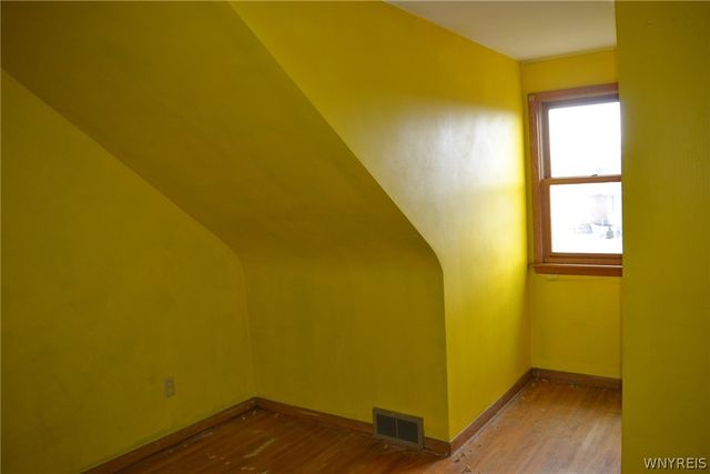 208 W Elmview Avenue, Lackawanna, NY 14218