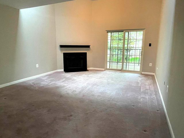 218 VALLEY STREAM LN, Chesterbrook, PA 19087