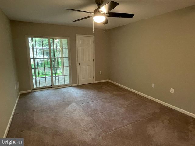 218 VALLEY STREAM LN, Chesterbrook, PA 19087