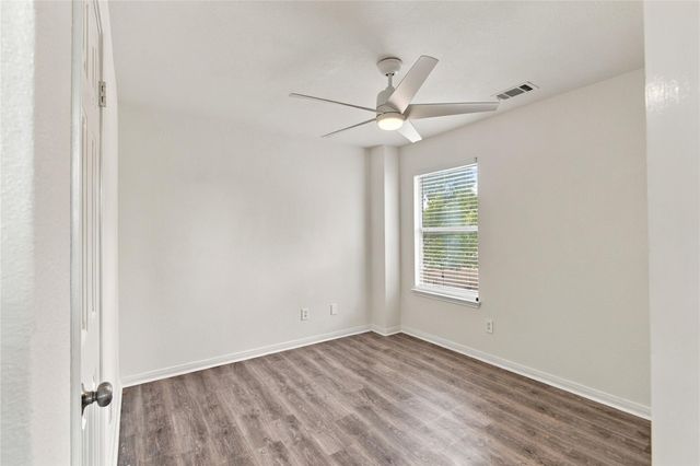 910 Point Run DR, Pflugerville, TX 78660