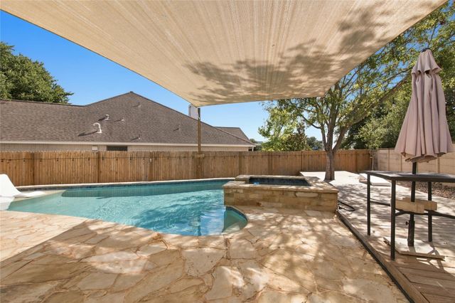 910 Point Run DR, Pflugerville, TX 78660