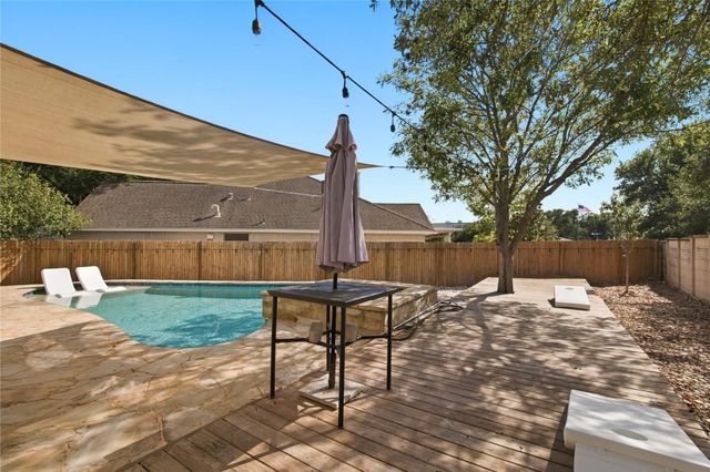 910 Point Run DR, Pflugerville, TX 78660