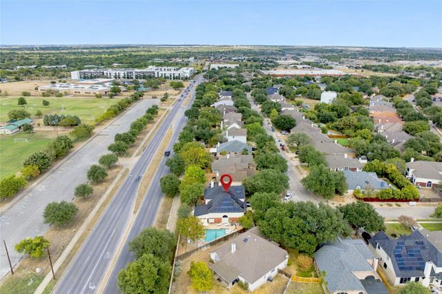 910 Point Run DR, Pflugerville, TX 78660
