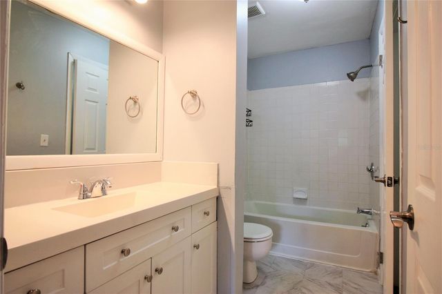 660 KENWICK CIRCLE 104, Casselberry, FL 32707