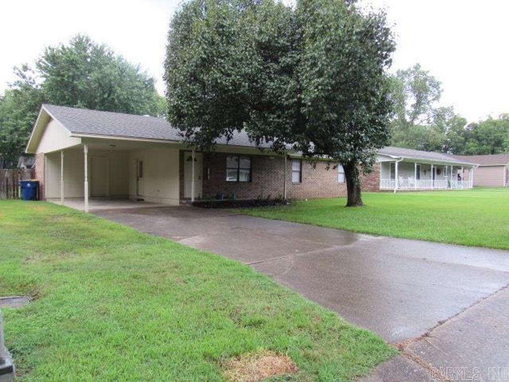 31 Parkview Drive, Cabot, AR 72023