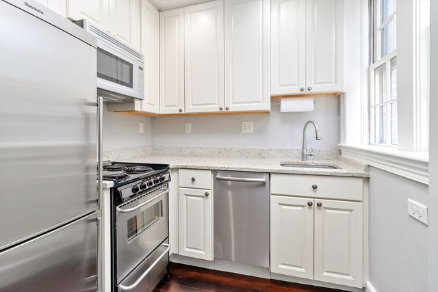 1 Primus Ave 7, Boston, MA 02114