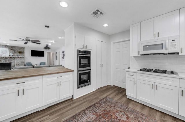 5474 Imogene Street, Houston, TX 77096