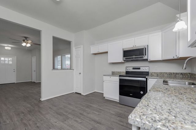 8112 Arbor Avenue, Fort Worth, TX 76116