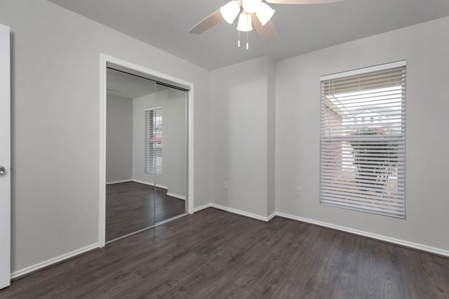 8112 Arbor Avenue, Fort Worth, TX 76116