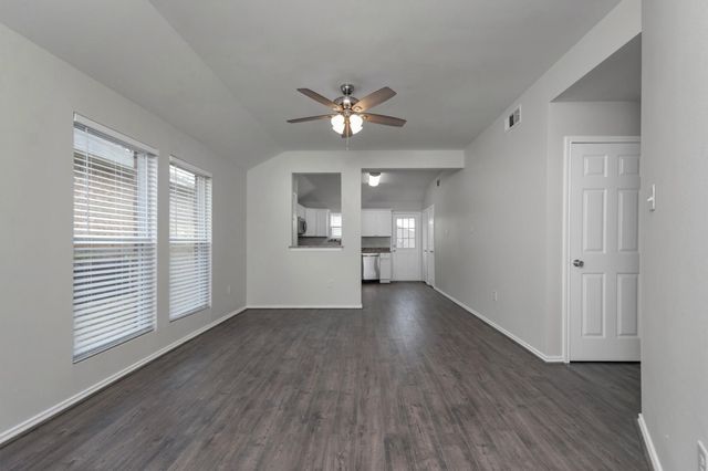 8112 Arbor Avenue, Fort Worth, TX 76116