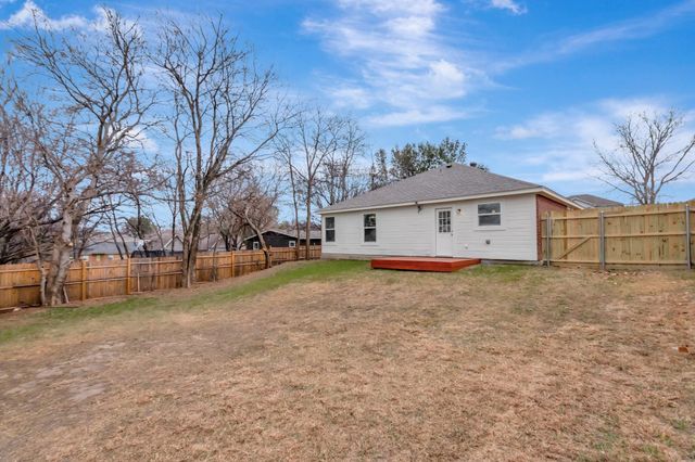 8112 Arbor Avenue, Fort Worth, TX 76116